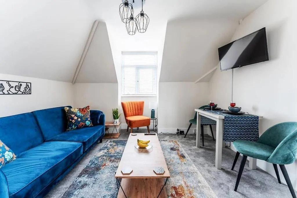 The Coastal Loft Apartment Bournemouth