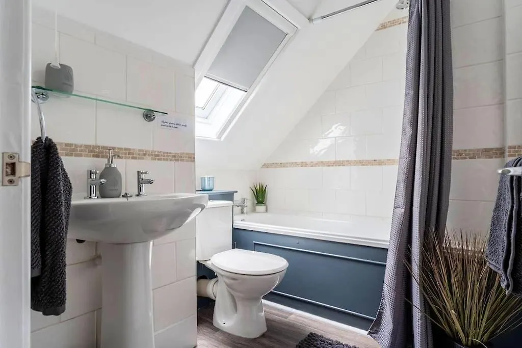 The Coastal Loft Apartment Bournemouth